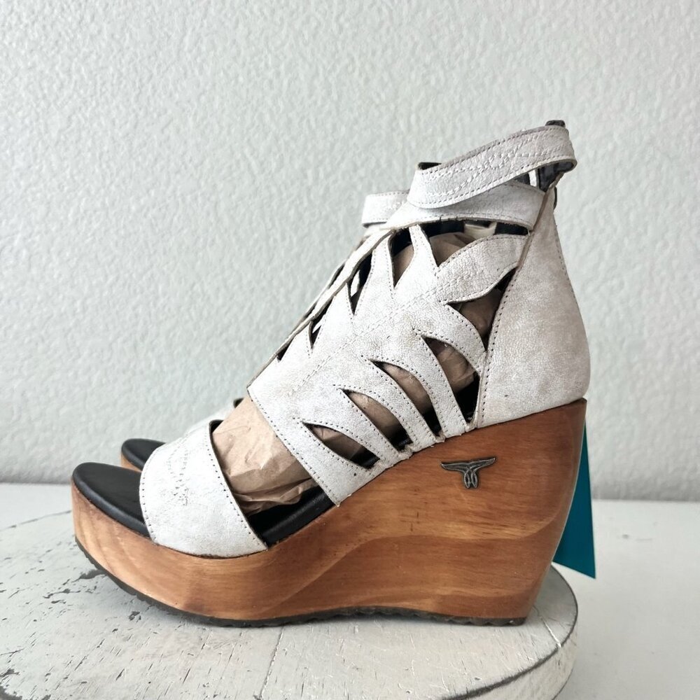 Lane Boots BECCA Wedges Womens Sz 5 Western Cowgirl White Wooden Heeled Sandals - Picture 4 of 12